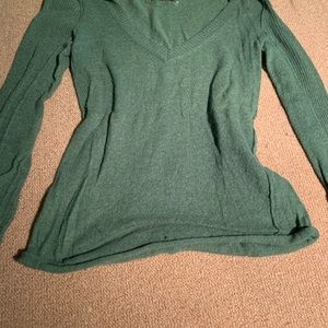 Old Navy green sweater top